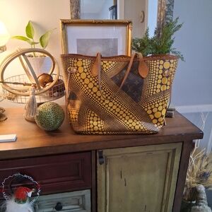 *gone*** Do Not Buy* Louis Vuitton Yayoi Kusama Limited Edition tote